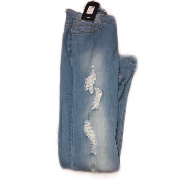 Fashion Nova Jeans - Picture 3 of 6